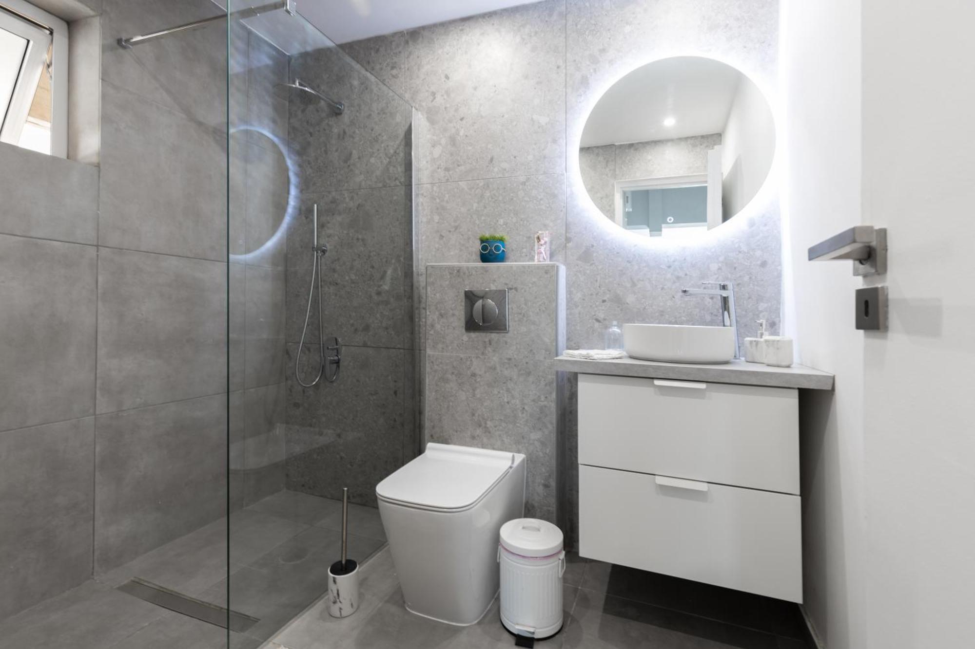 Kapparis Flat 22